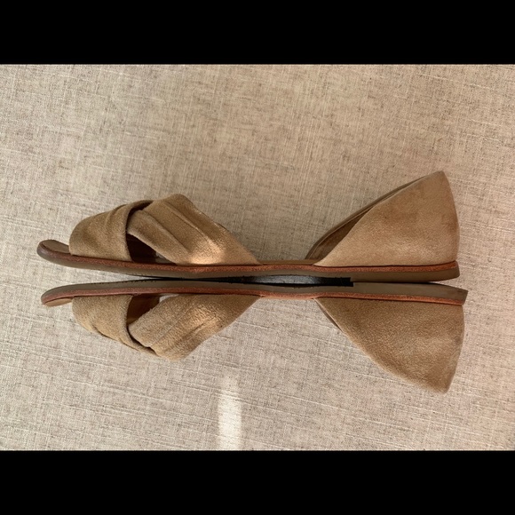 Franco Sarto “Vala” Open Toe Flats - Picture 4 of 5